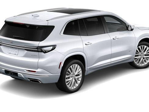 Used 2026 Buick Enclave Avenir w/ Super Cruise Package FWD image 3
