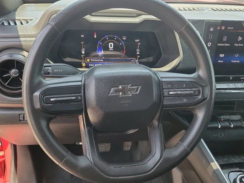 Used 2023 Chevrolet Colorado Trail Boss AWD/4WD image 16