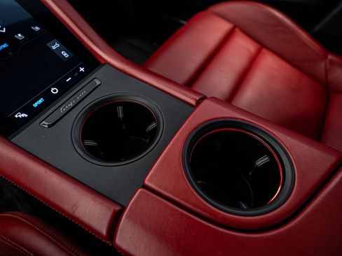 Used 2021 Porsche Taycan 4S image 45