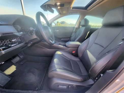 Used 2023 Honda Accord EX-L image 10