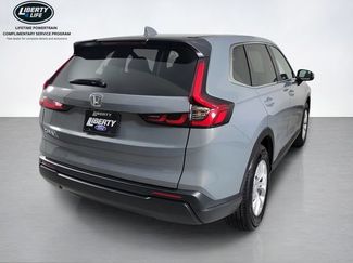 Used 2025 Honda CR-V LX video 3