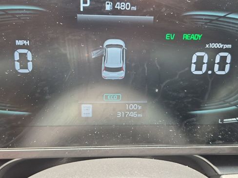 Used 2025 Kia Niro LX FWD image 6