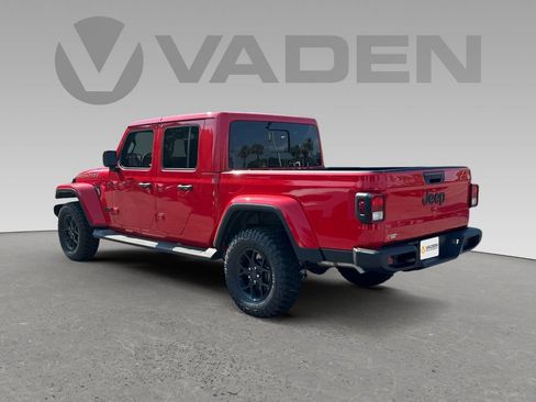 New 2025 Jeep Gladiator Sport image 24