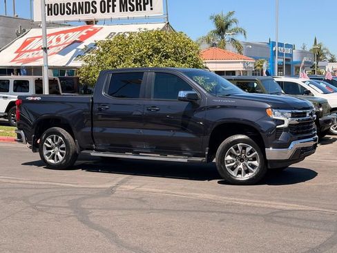 Used 2024 Chevrolet Silverado 1500 LT AWD/4WD image 4
