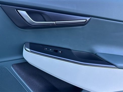New 2025 Kia EV6 Wind image 20