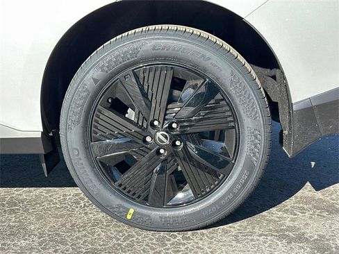 New 2025 Nissan Murano SV image 6