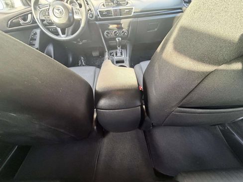 Used 2014 MAZDA MAZDA3 i Sport image 22