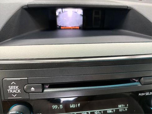 Used 2014 Toyota Sienna LE FWD image 17