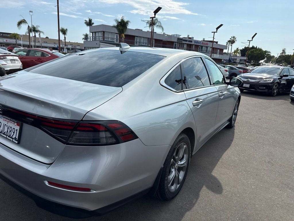 Used 2024 Honda Accord EX image 3