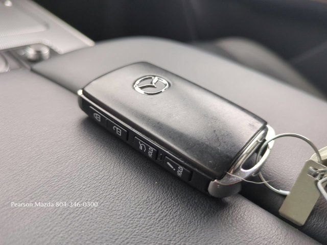 Used 2024 MAZDA CX-90 Plug-In Hybrid w/ Preferred AWD/4WD image 30