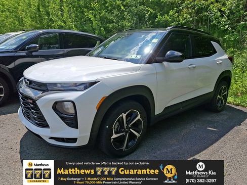Used 2023 Chevrolet TrailBlazer RS w/ Sun and Liftgate Package AWD/4WD image 1