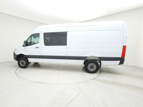 New 2025 Mercedes-Benz Sprinter 2500 image 8