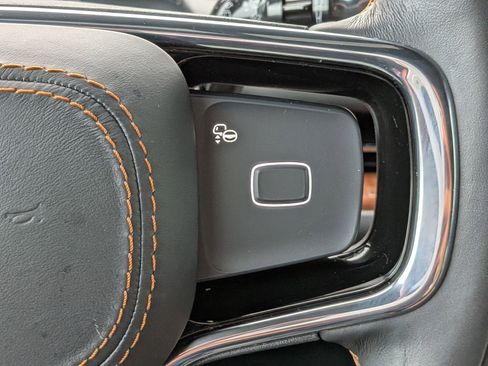 Certified 2025 Lincoln Navigator Black Label image 33