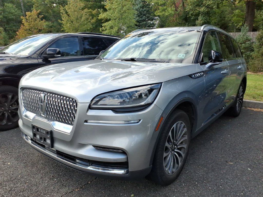 Used 2024 Lincoln Aviator AWD w/ Premium Package image 1