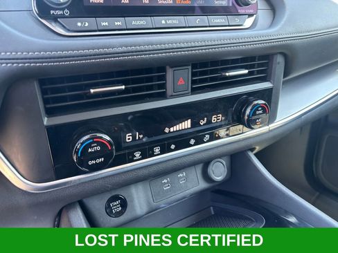 Used 2024 Nissan Rogue SV image 19