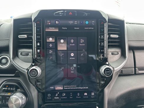 Used 2025 RAM 1500 Laramie image 30