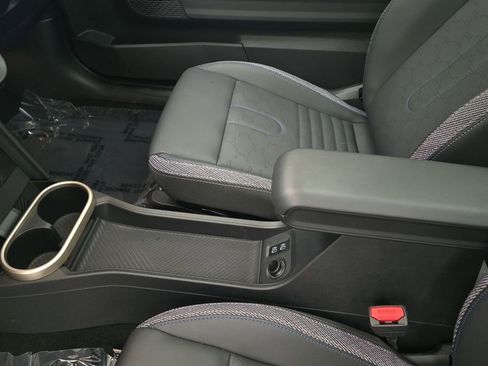 Certified 2025 MINI Cooper S image 22