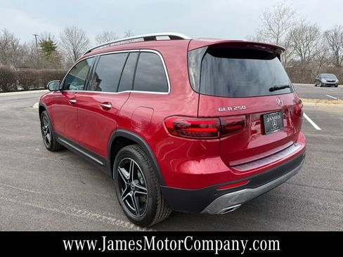 New 2026 Mercedes-Benz GLB 250 4MATIC image 9