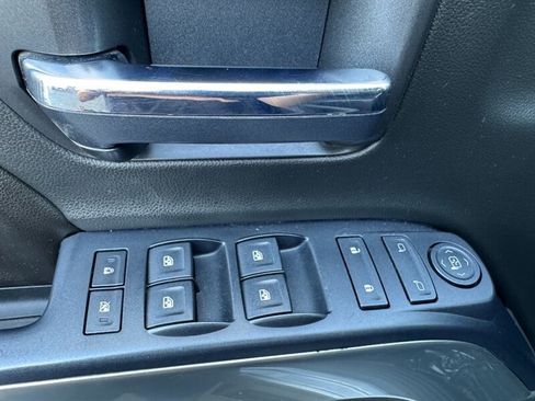 Used 2017 Chevrolet Silverado 1500 LT w/ All Star Edition AWD/4WD image 21