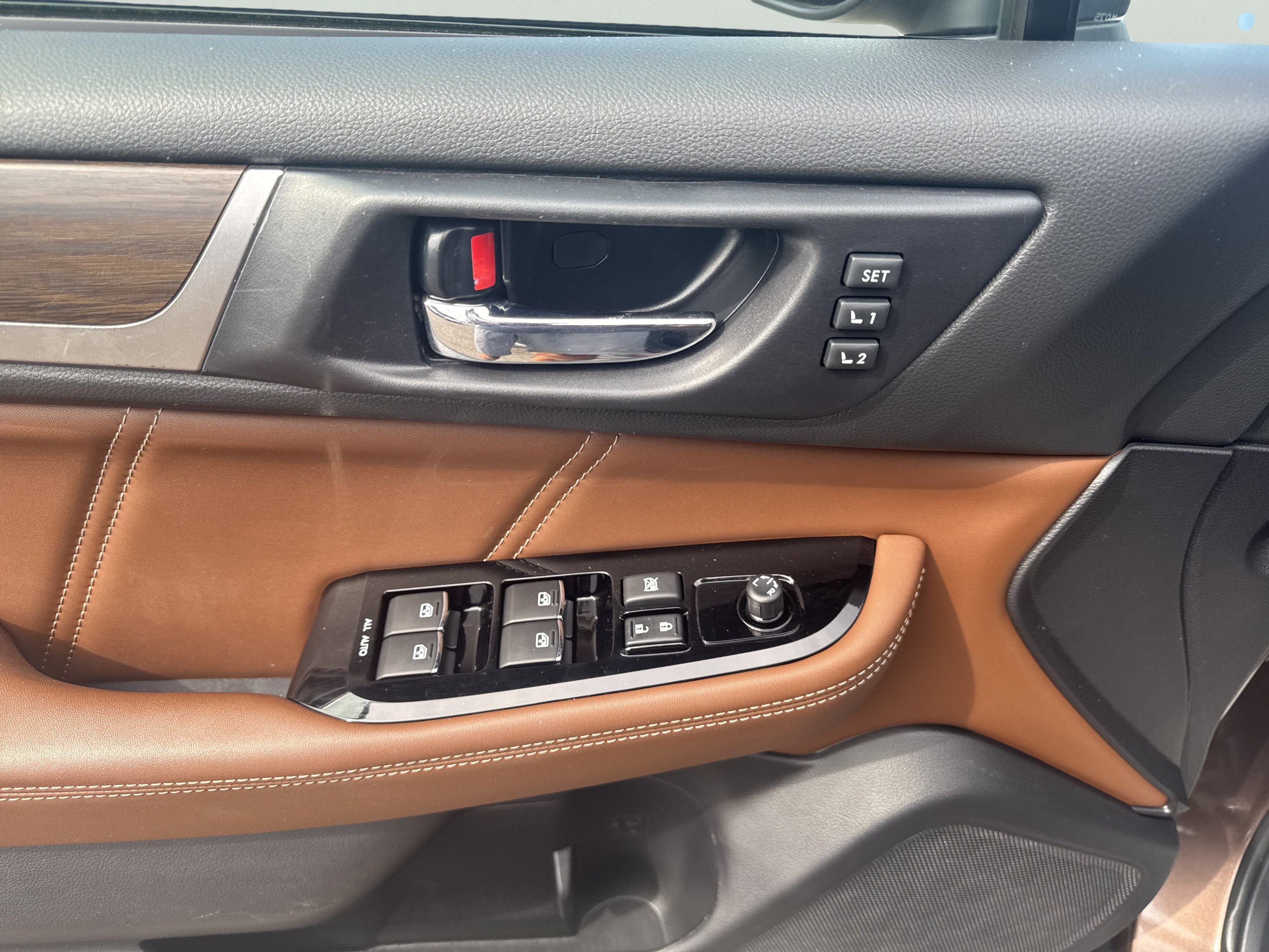 Used 2019 Subaru Outback 3.6R Touring AWD/4WD image 12
