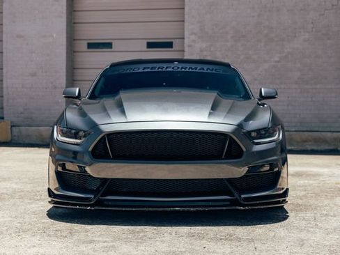 Used 2017 Ford Mustang GT Premium w/ GT Performance Package RWD image 29