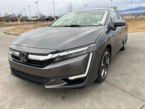 Used 2018 Honda Clarity Base image 3