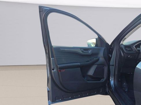 New 2026 Ford Escape Active image 17