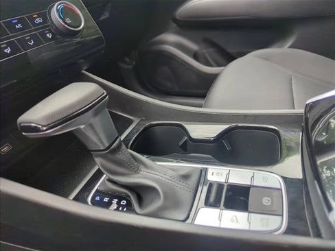 Used 2024 Hyundai Tucson SE FWD image 15