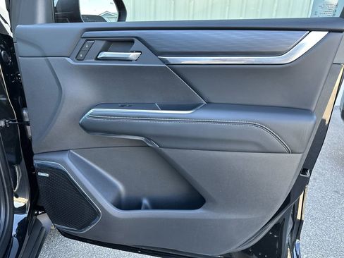 New 2026 GMC Acadia Elevation w/ Black Edition image 39