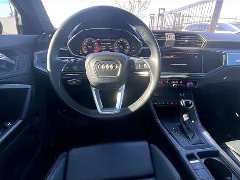 Used 2023 Audi Q3 2.0T Premium Plus image 7