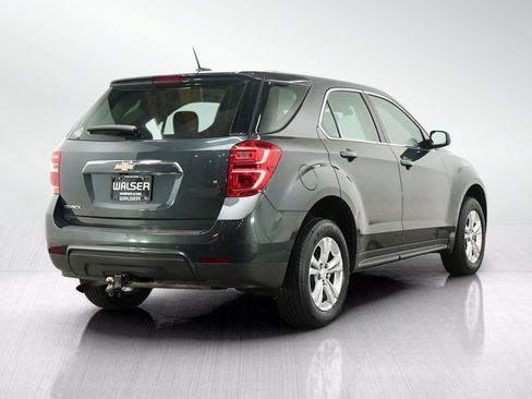 Used 2017 Chevrolet Equinox LS FWD image 5