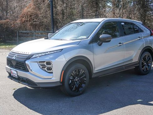 New 2026 Mitsubishi Eclipse Cross LE image 1