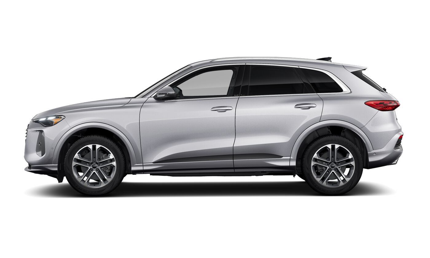 Certified 2025 Audi Q5 Premium w/ 19" Wheel Package AWD/4WD image 8