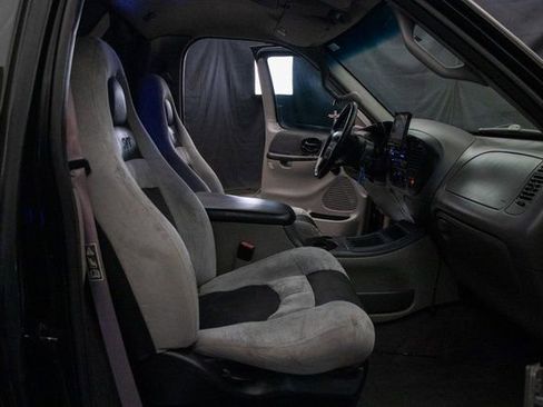 Used 2002 Ford F150 Lightning image 15