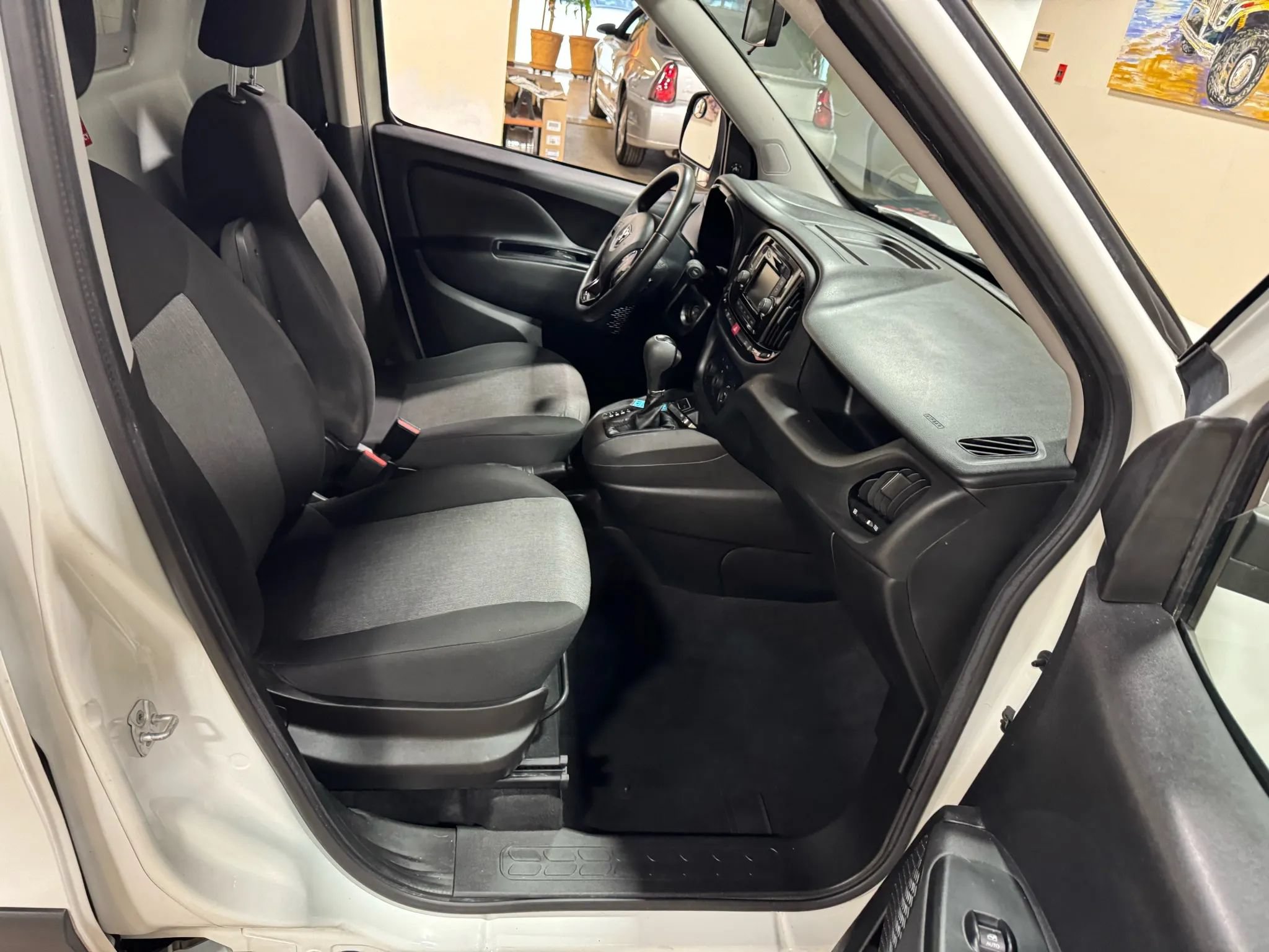 Used 2019 RAM ProMaster City Tradesman SLT FWD image 25