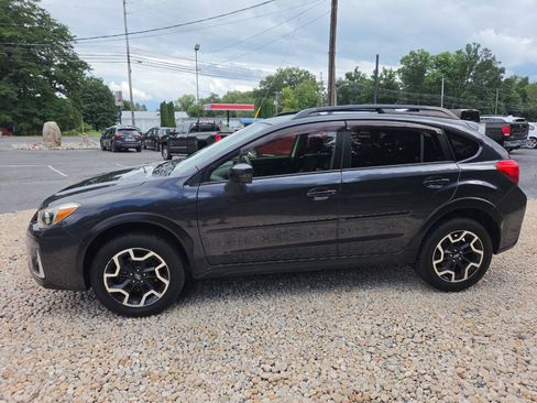 Used 2016 Subaru Crosstrek 2.0i Premium AWD/4WD image 4