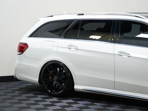 Used 2014 Mercedes-Benz E 63 AMG S-Model w/ Driver Assistance Package image 14