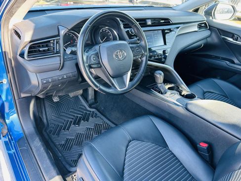 Used 2019 Toyota Camry SE image 10