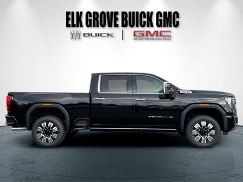 New 2026 GMC Sierra 2500 Denali w/ Denali Reserve Package image 3