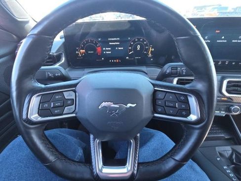 Used 2024 Ford Mustang Premium image 31