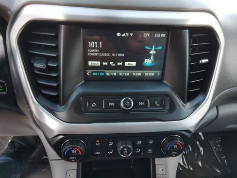 Used 2019 GMC Acadia SLE image 19