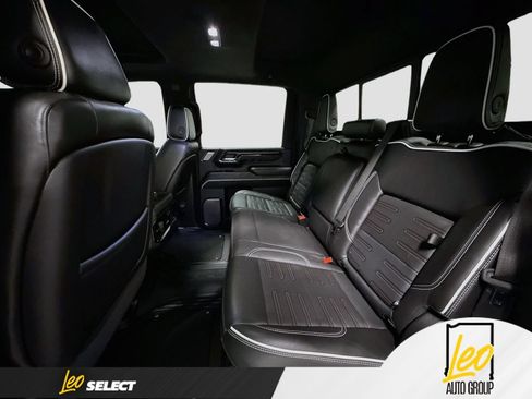 Used 2025 GMC Sierra 2500 AT4X AWD/4WD image 28