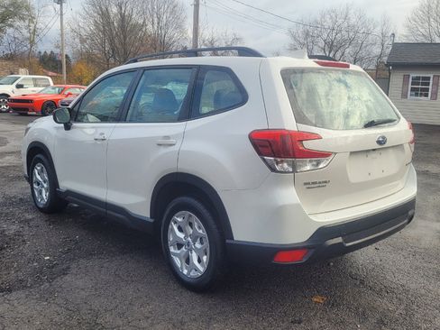 Used 2021 Subaru Forester image 6