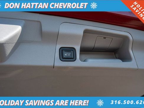 Used 2023 GMC Acadia SLT image 38