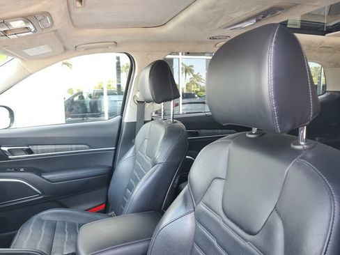 Used 2023 Kia Telluride SX Prestige AWD/4WD image 17