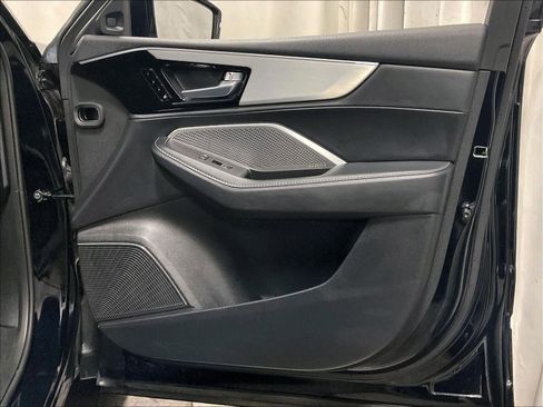 Used 2023 Acura MDX SH-AWD w/ Technology Package image 12