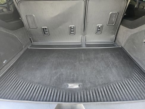 Used 2023 Cadillac Escalade ESV Sport w/ LPO, ONYX Package image 23