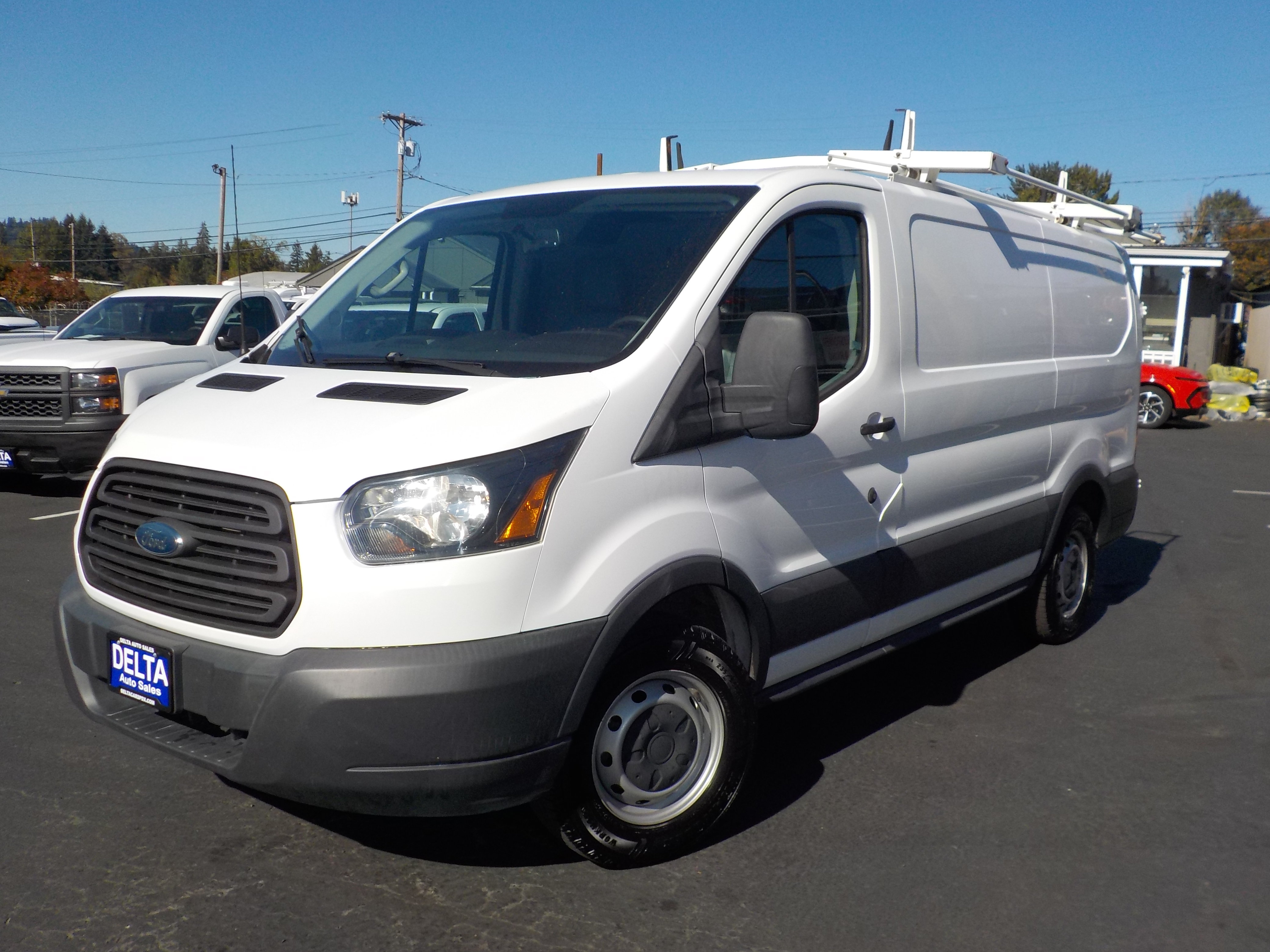 Used 2015 Ford Transit 150 130 Low Roof RWD image 3