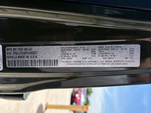 Used 2023 Jeep Gladiator Mojave w/ LED Lighting Group AWD/4WD image 32
