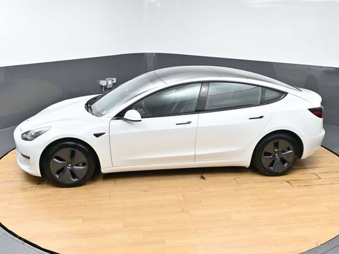 Used 2021 Tesla Model 3 Standard Range Plus RWD image 49